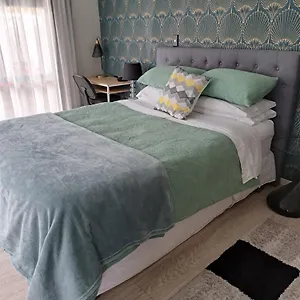 Sunbrae Sanctuary Free High Fibre Wifi Homestay